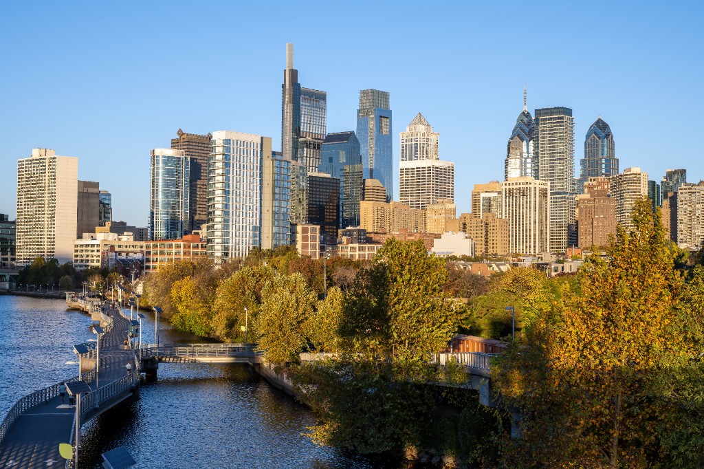 Philadelphia skyline along the Schuylkill River