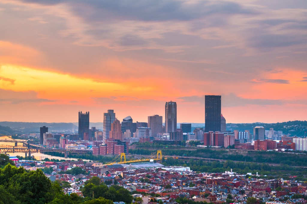 Pittsburgh, Pennsylvania skyline at sunset